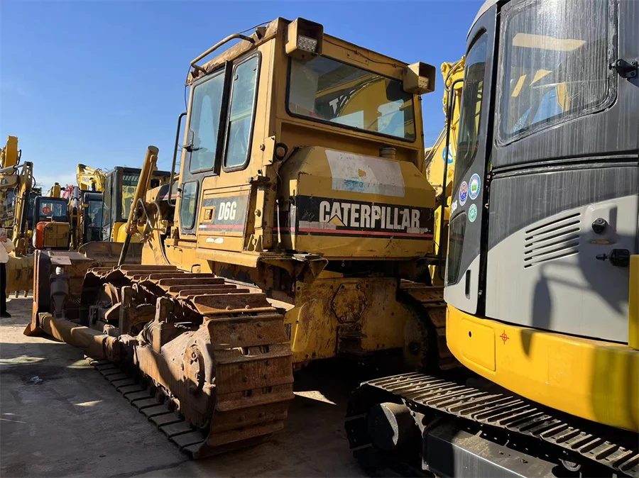 Used Caterpillar D6G Bulldozer for sale Original CAT D6D D6M Secondhand small crawler bulldozer high quality Tractor