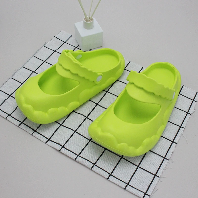 GRS New Arrival Women EVA Fashion and leisure Wedge Slide clog summer beach Thick soled EVA Dutch Clog