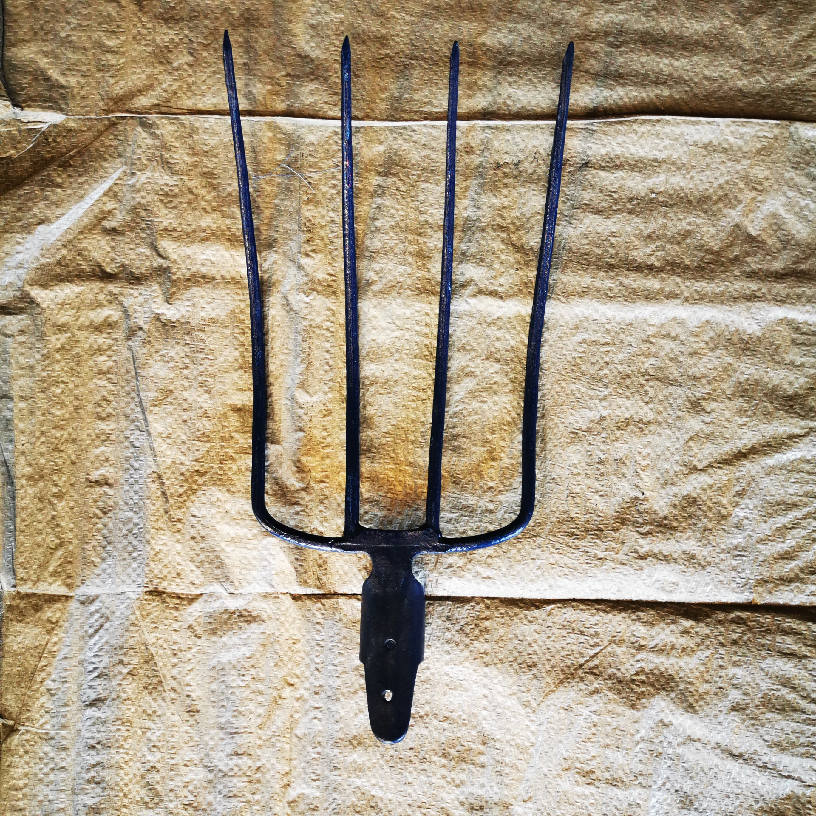 Направляющая для садовой вилки, сталь для российского рынка