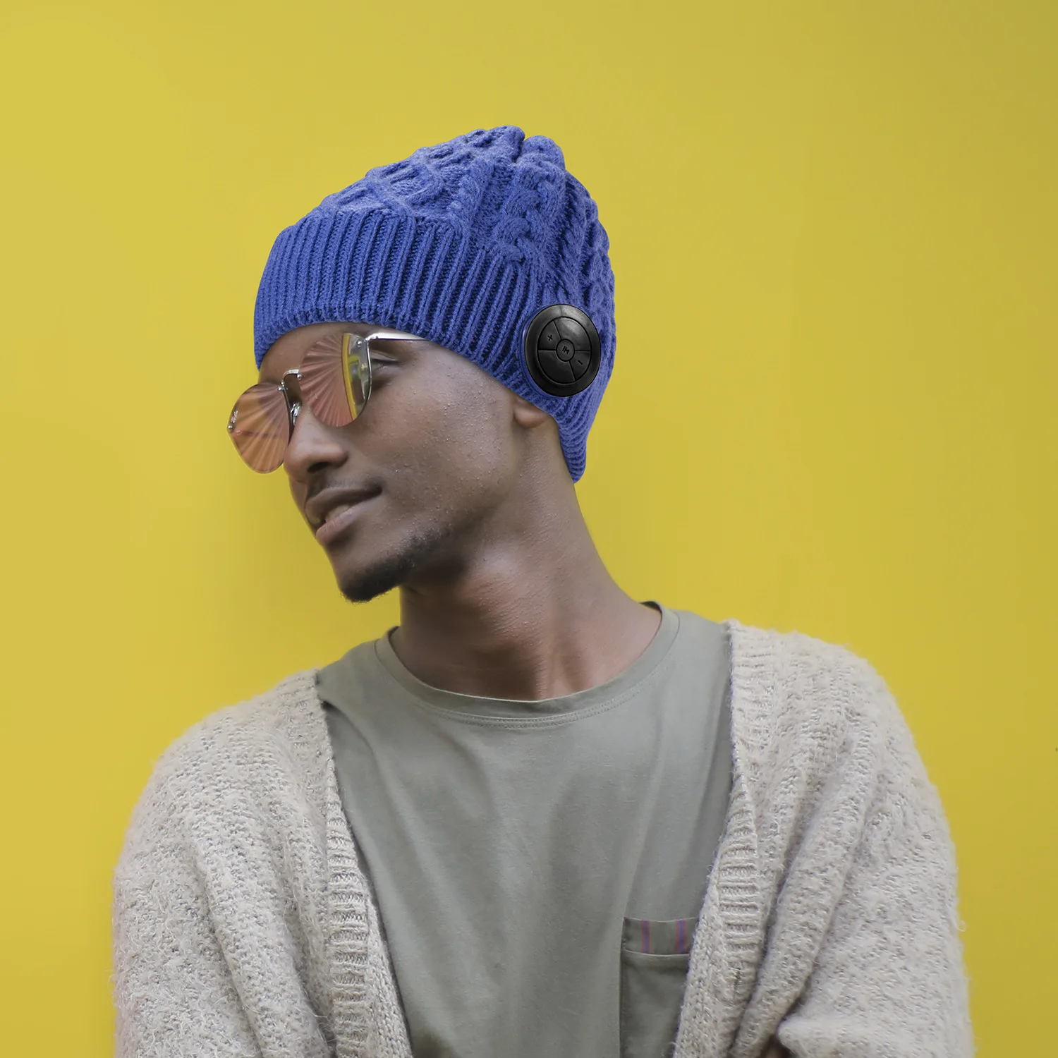 OEM/ODM Hot Sale Smart Headset Beanie Winter Hat With Speaker for Cell Phone Fashionable Music Earphone Cap