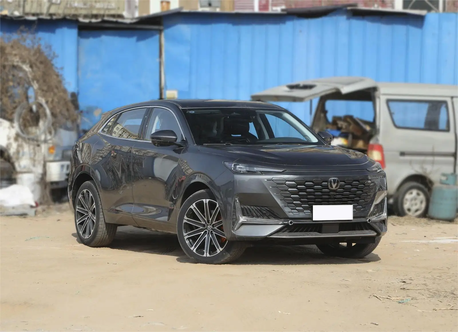 Full Charge Long Range 135 km Changan UNI--K IDD High Performance New Energy Vehicles