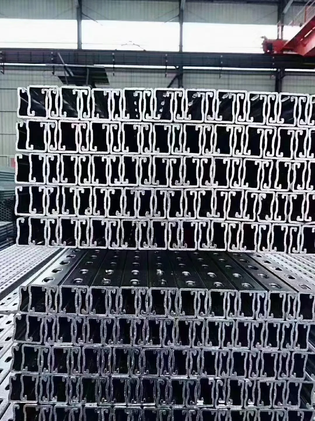 Factory directly sale Solid Pre-galvanized Plain Unistrut U profile Unistrut Strut Channel For Support