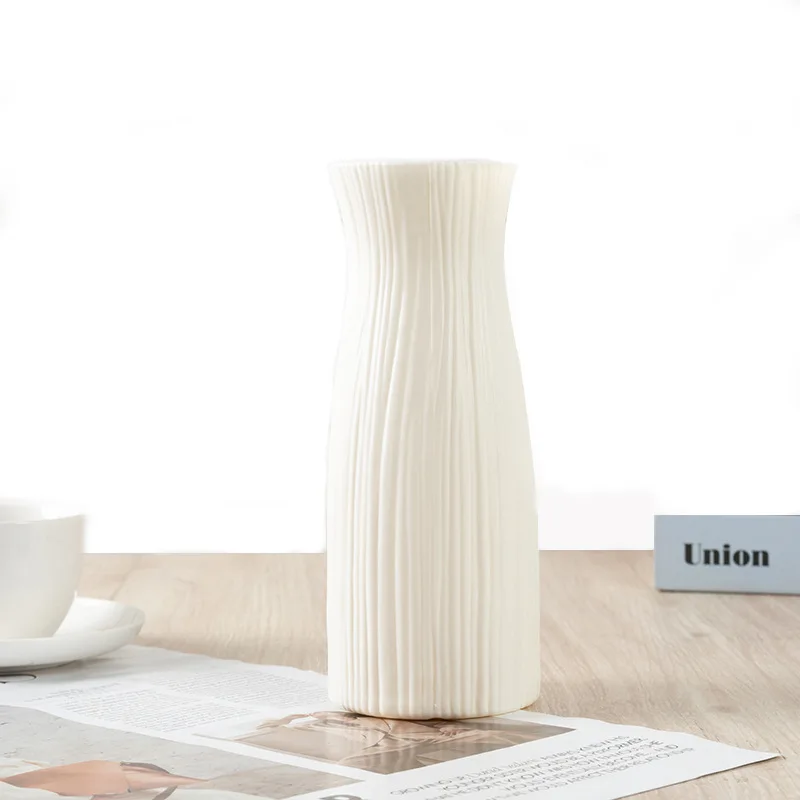 2023 High Quality Hot Sell Texture Cylinder Fashional Flower Plastics Vase Decorations For Home