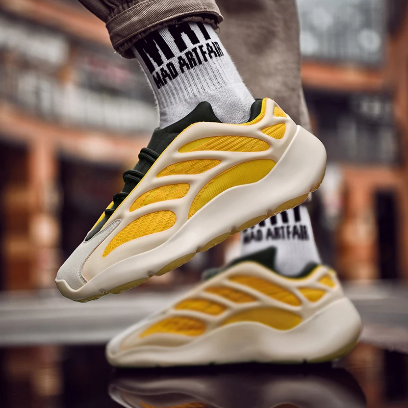 High Quality Men Fashion Sneaker Fluorescence Casual Yezzy Shoes Youth Sport Yeezy 700v3 Shoes Sneakers For Men