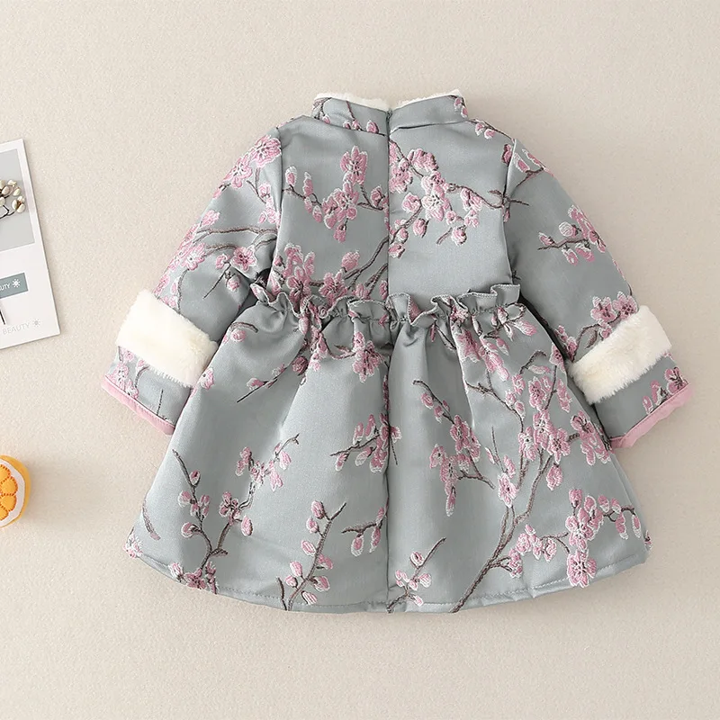 
Fashionable Chinese style baby girls winter warm fur jacket Snow Suit with embroidered flower decoration 