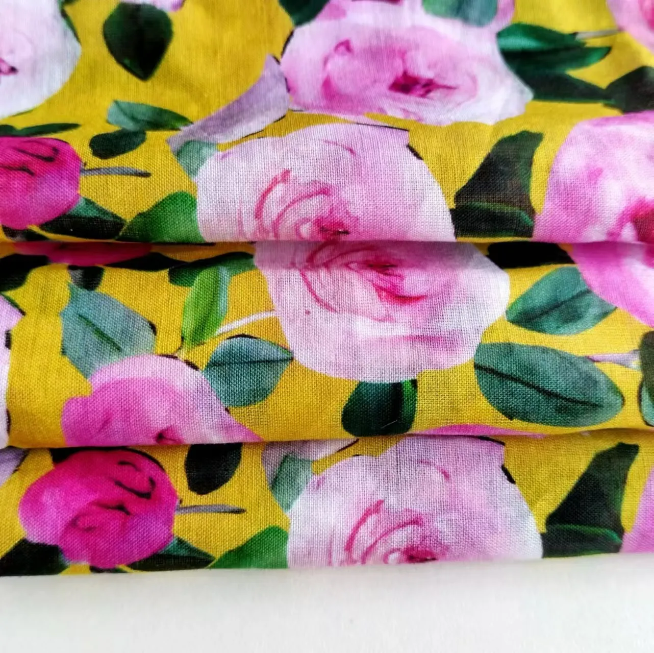 В наличии, хлопковая цифровая печать, 4 Бали, пряжа 50 г, легкая ткань для женского платья