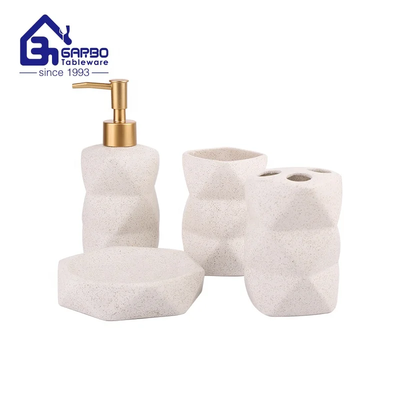 Simple White porcelain Bathroom Accessories Set North European Eco friendly 5pcs with soap dish tumbler Ceramic bathroom set