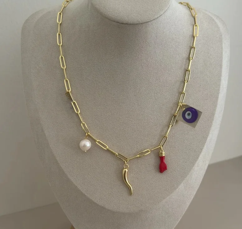 Ins Hot Jewelry Waterproof Paperclip Chain Personalized Gold Enamel Red Chili Pepper Pearl Charm Necklace