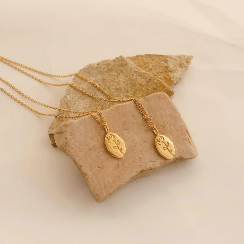 Irregular 18K Gold Plated Metal Birth Month Flora Rose Flower Floral Personalized Gift For Her Stainless Steel Pendant Necklace
