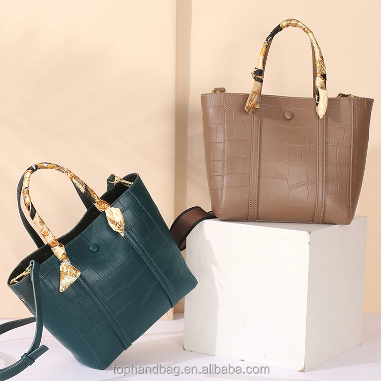 women handbag 19.jpg