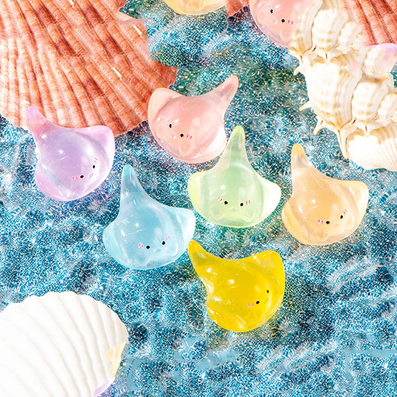 10 pcs/set Luminous Glowing Resin Ray Devil Fish Ornaments for Fishbowl Garden Yard Landscape Decorations Desktop Craft Decor