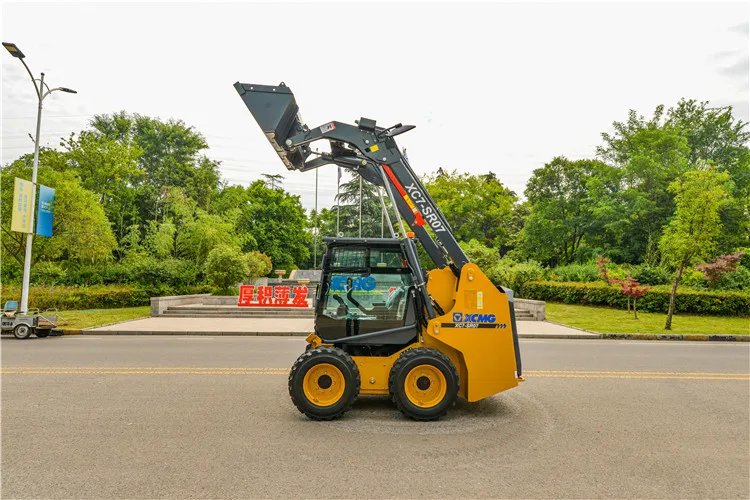 XCMG Official Second Hand XC7-SR07 Mini Loader Skid Steer Loader with Multifunctional Attachments