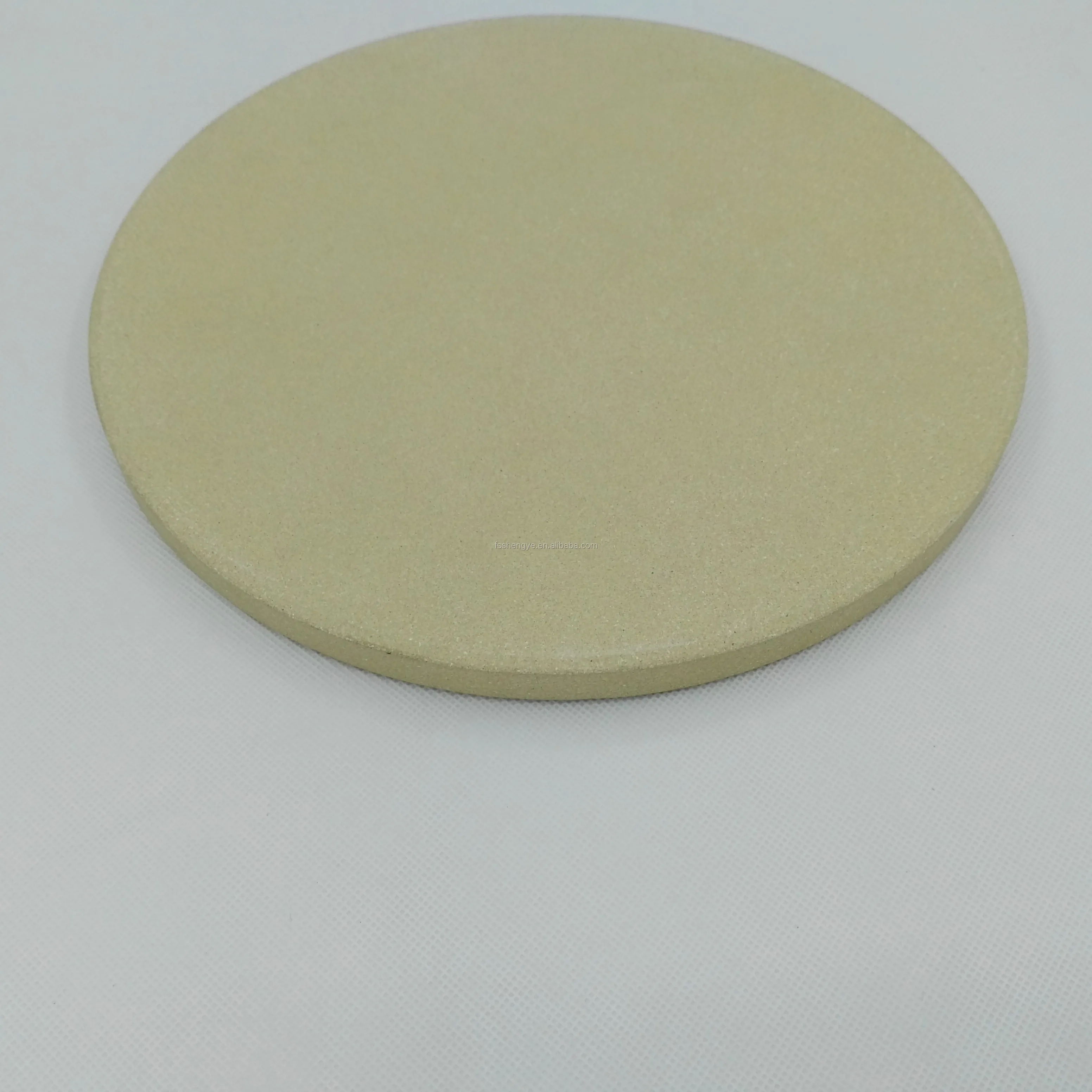 Dia 26cm Round cordierite pizza stone with thickness 1.5cm for USA and Germany market