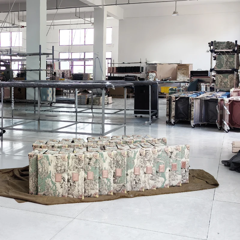 High Quality Fabric Printed Elk Trolley Case 4-Piece Vintage Suitcase Set For Travel
