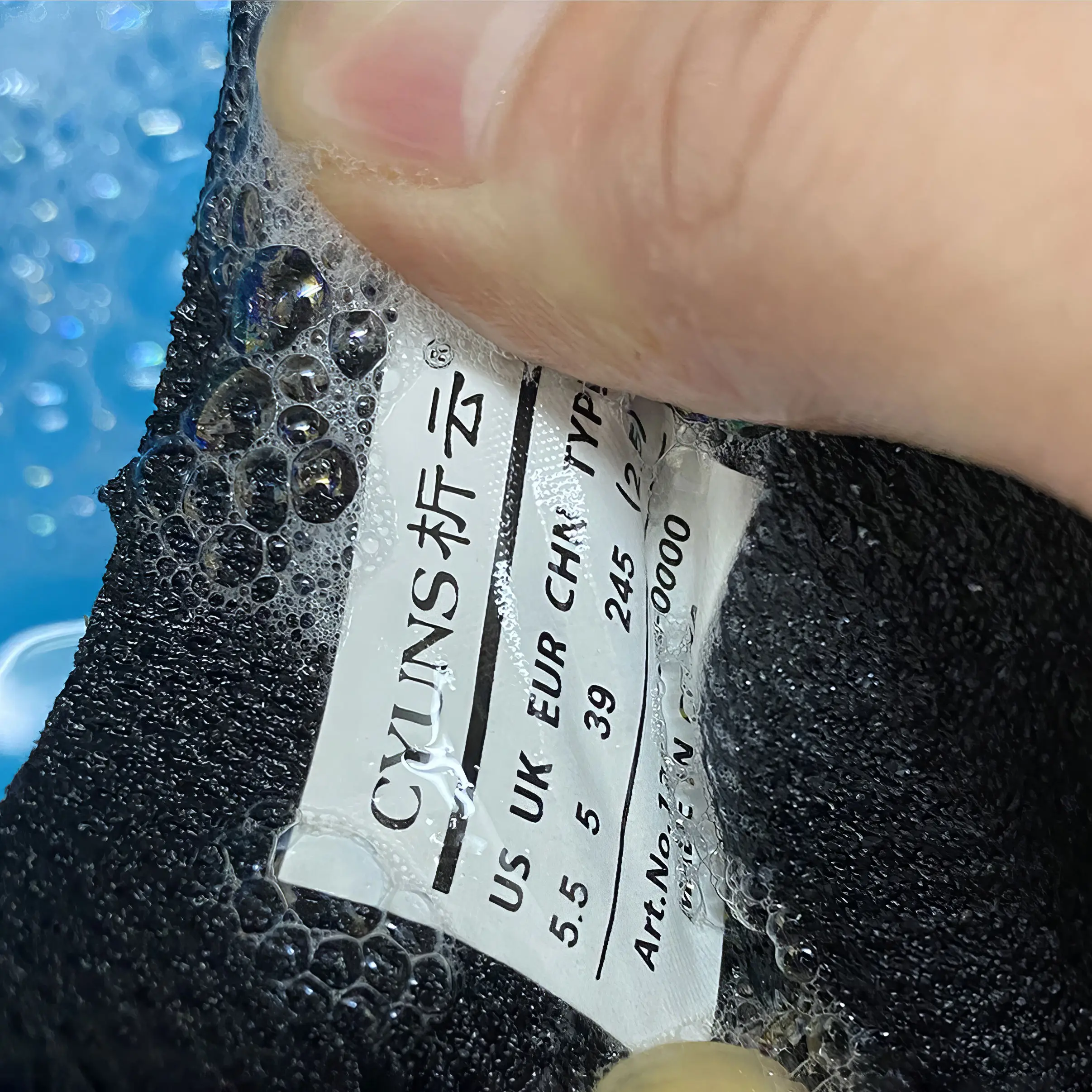Durable High-Temp Resistant TPU Hot Melt Adhesive Labels for Clothing Care & Sports Shoe Tongues with Enhanced Waterproofing
