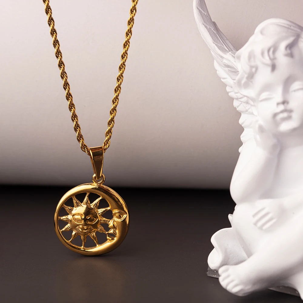 New Design Hip Hop Guitar Bass Pendant Shape Steel Accessories Music Guitar Necklace For Men Women