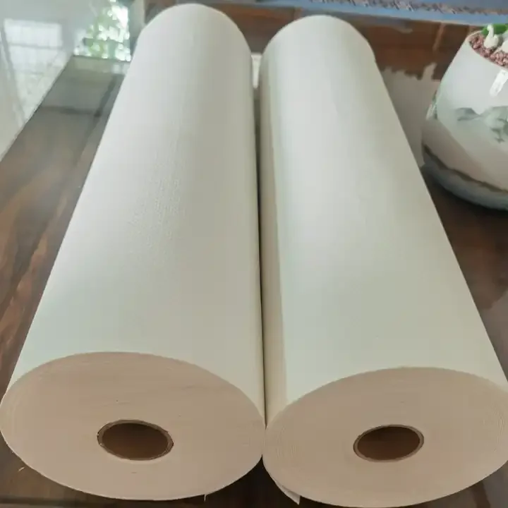 Одноразовая кушетка из