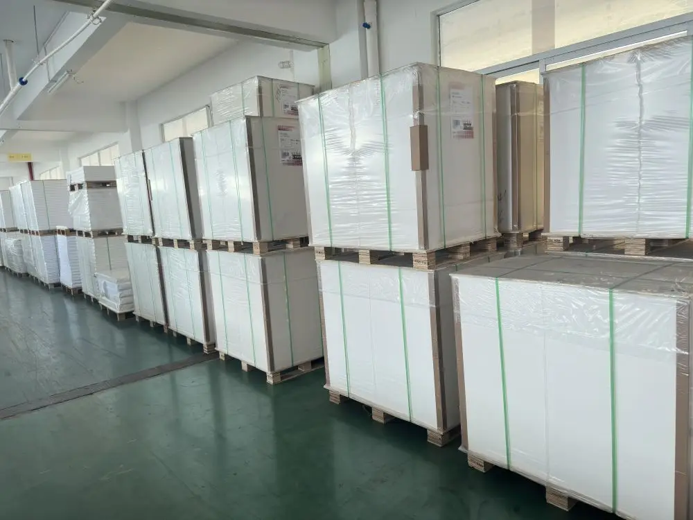 Qiang Qiang paper Guangzhou wholesale 150-300gsm Digital printing coated paper for digital machine