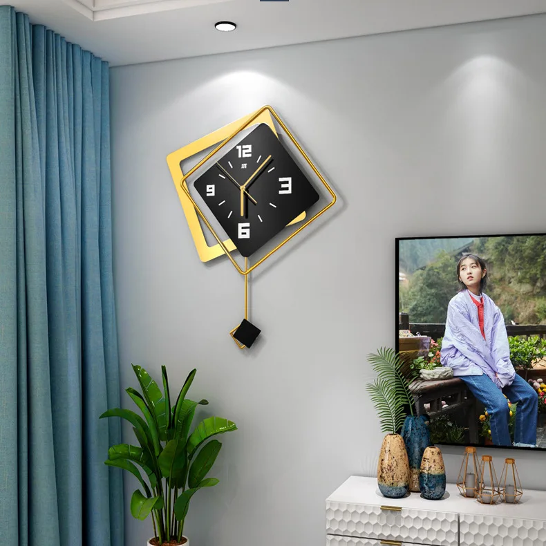 Light luxury wall clock living room home decoration fashion and creativity personalized wall clock