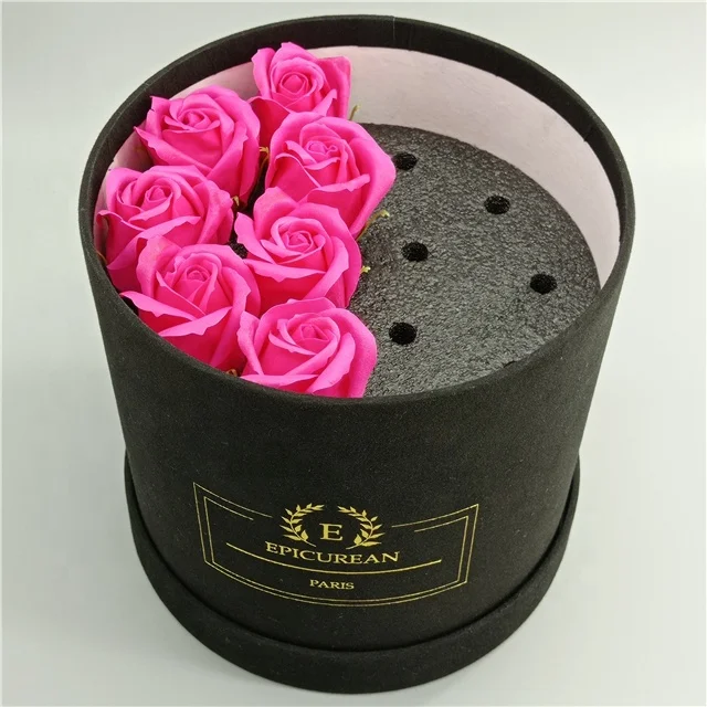 Velvet Custom Round flower gift box with lid