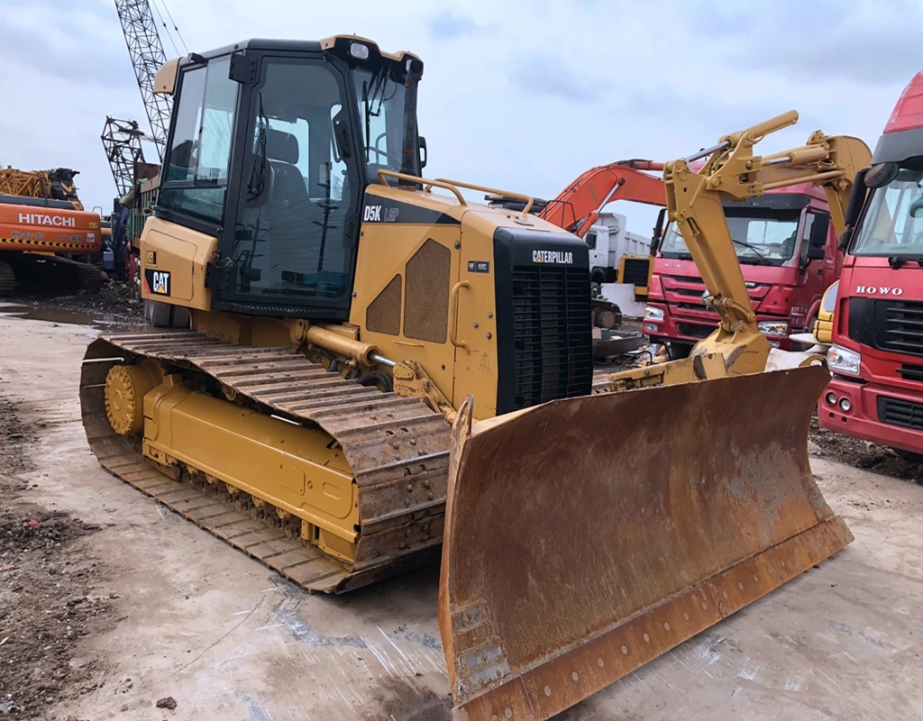 Состояние работы, японский бульдозер cat D3C для продажи на площадке в Шанхае