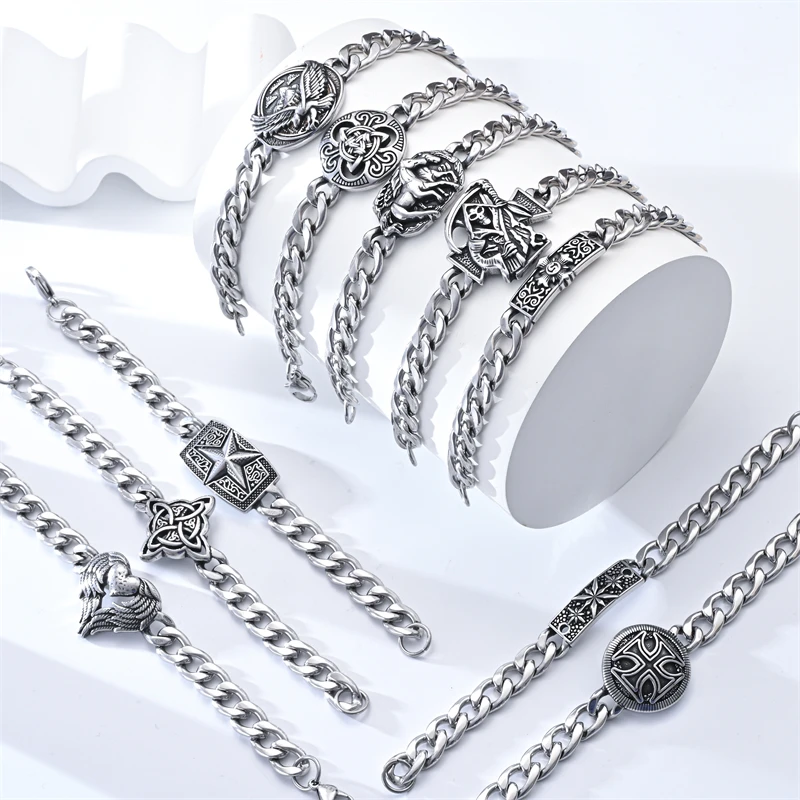 European And American Fashion Retro Domineering Rock And Roll Skull Stainless Steel Bracelet