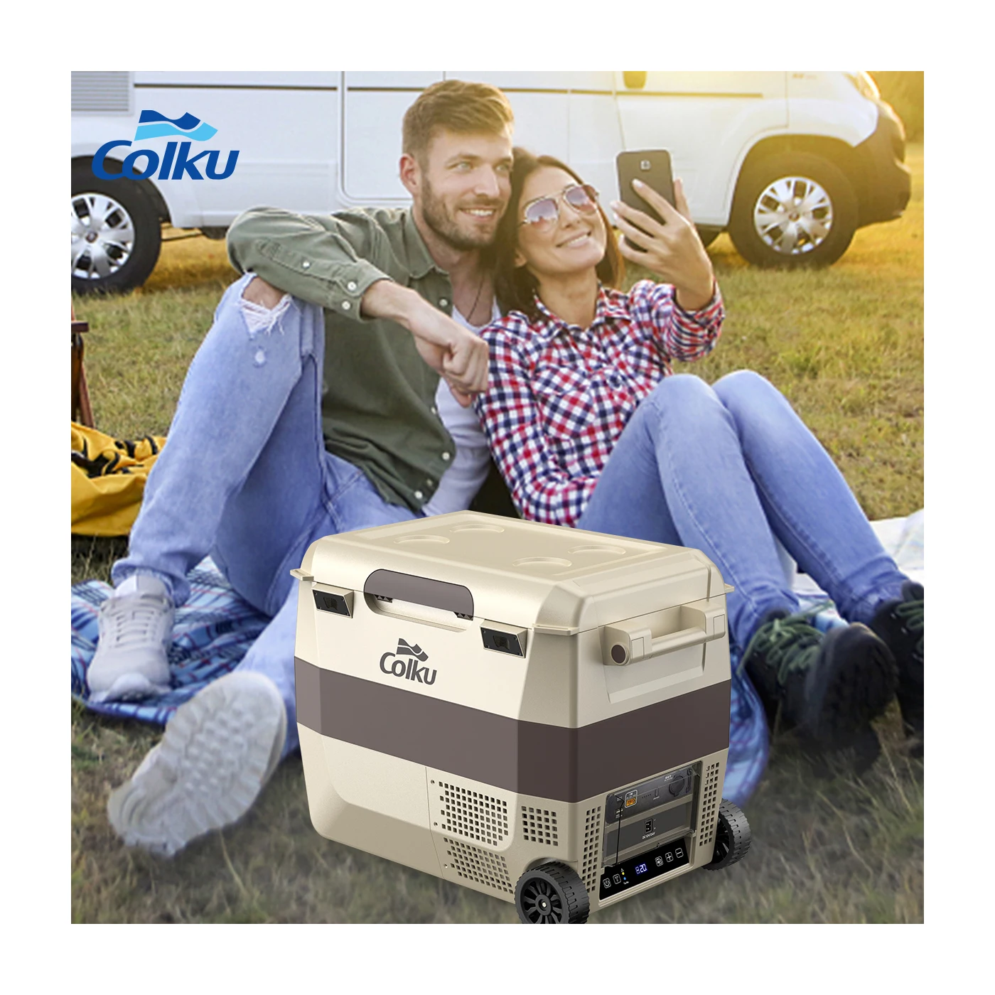 Good Selling Car Fridges 24V Mini Electric Refrigerator Portable Fishing Freezer with Detachable Battery