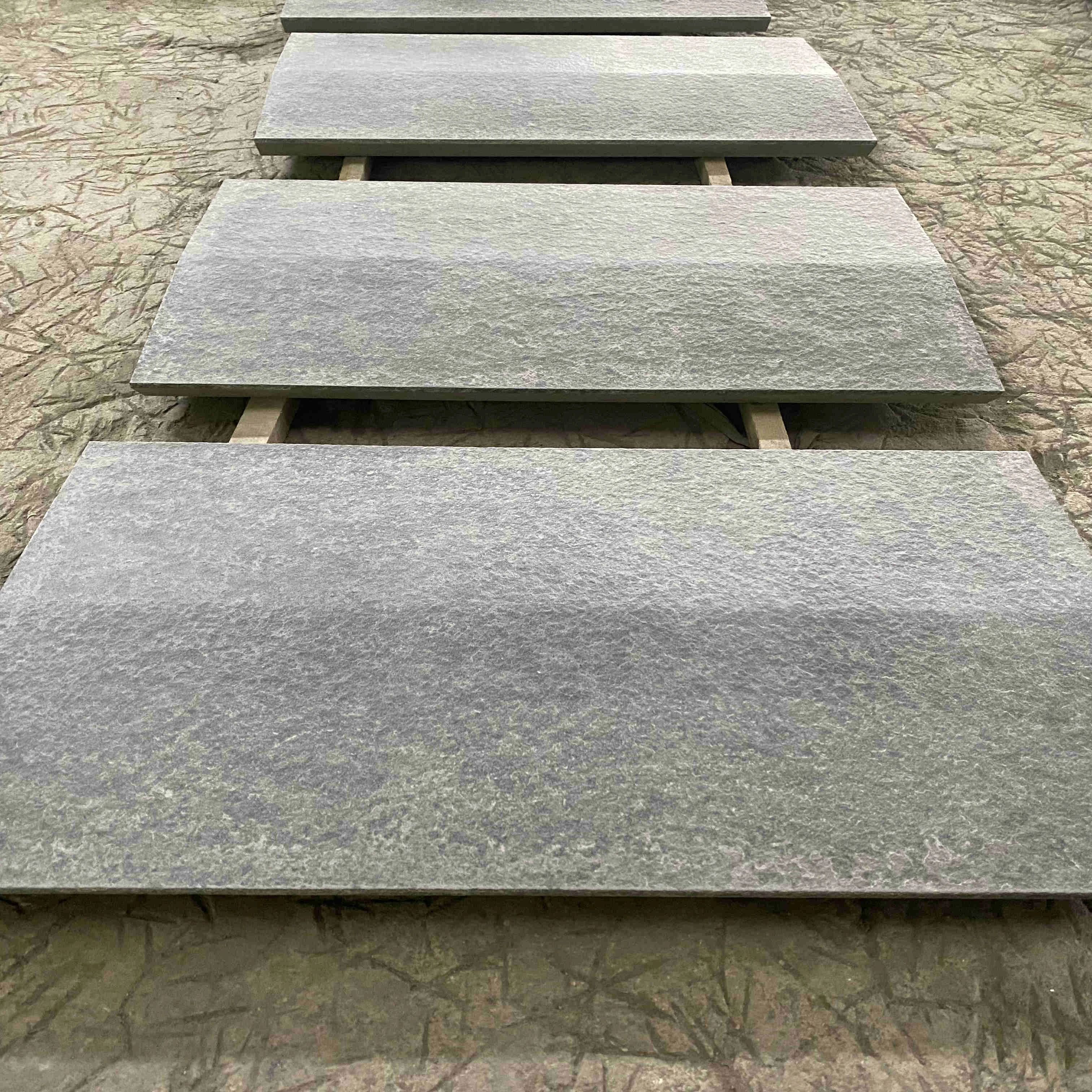 Factory Wholesale Price Mongolia Black Granite Mongo Black Basalt Flamed And Brushed Slabs Tiles Project Cut To Sizes Customized