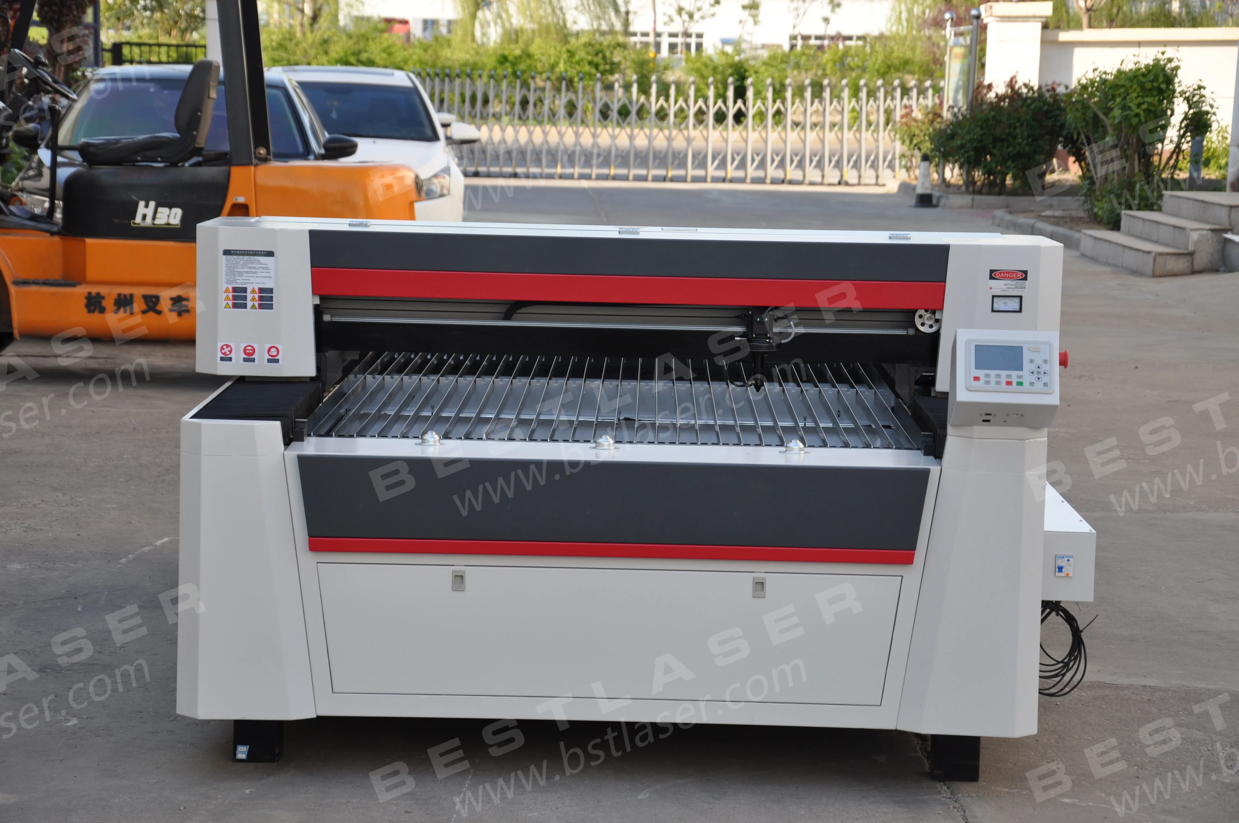 1300x2500mm non-metal material 20mm acrylic plexiglass engraving Co2 Laser Cutting Cutter machine