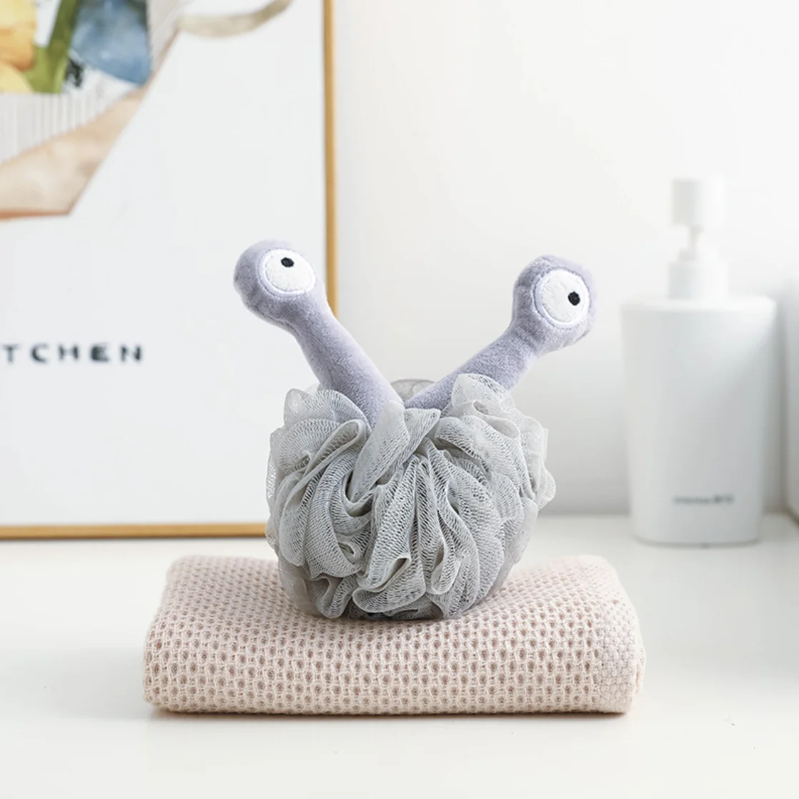 Skin Exfoliating Scrubber Loofah mesh Bath Sponge Shower Ball Pouf Bathroom Accessories for Body Wash