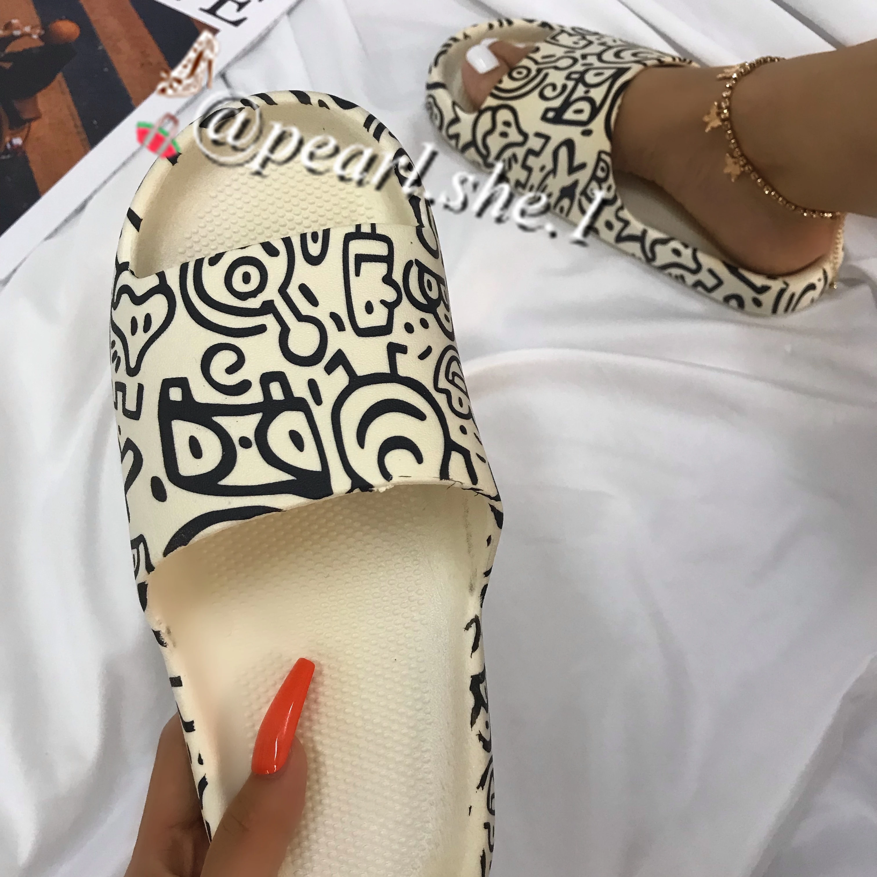 Manufacturers Wholesale Slippers Light Footwear High Quality Fashion Style women Slippers