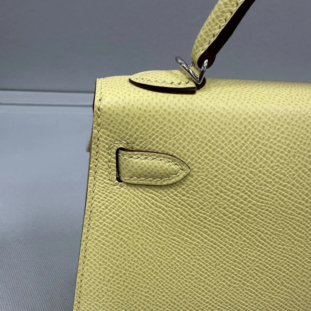 Newly Launched Beautiful Leather Bag Light Yellow Lightweight Casual Handbag And Wallet