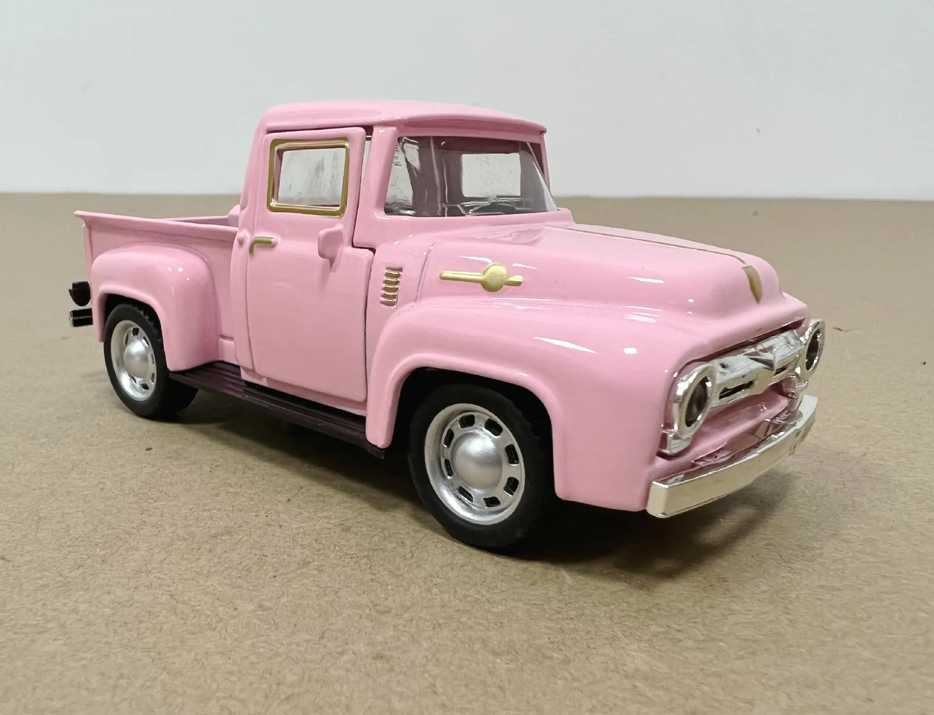 Scale Kids Alloy Pull Back Car Toy High Simulation Pickup Trucks Diecast Vehicles Miniature Car Model Toys