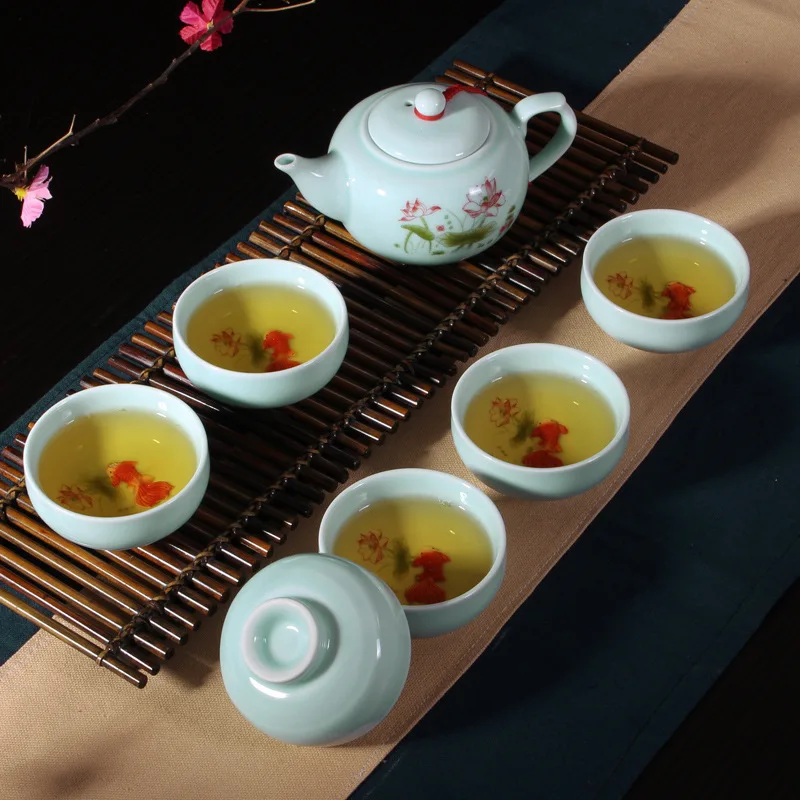 Chinese Tea Cups Porcelain Celadon Fish Teacup Set Loose Leaf Teapot Drinkware Oolong Tea Ceramic China Kung Fu Tea Sets D042