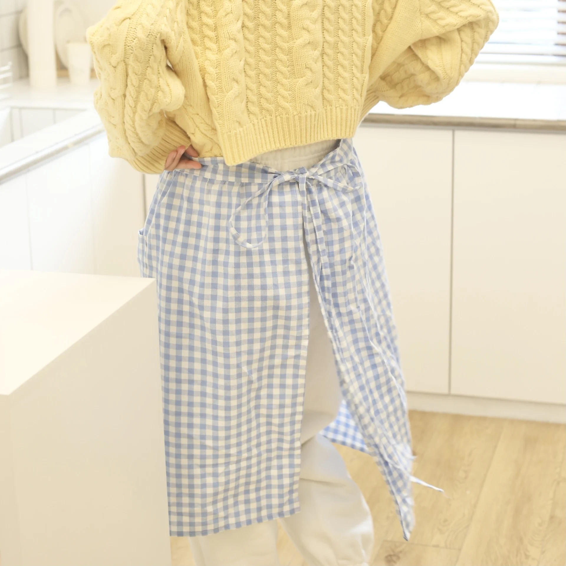 New Ladies Apron Custom Embroidered Cotton Dress Pinafore Nail Kitchen Salon Women Apron