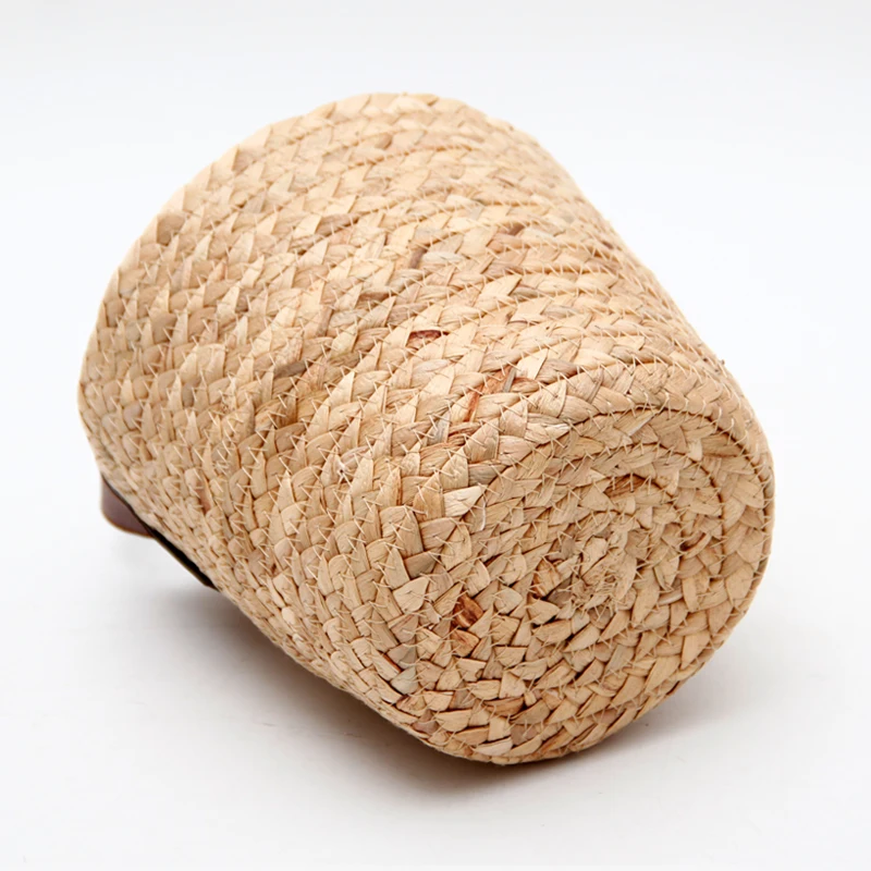 Woven Gourd Grass Braid Round Storage Basket with Leather Handle for Kitchen Vegetable