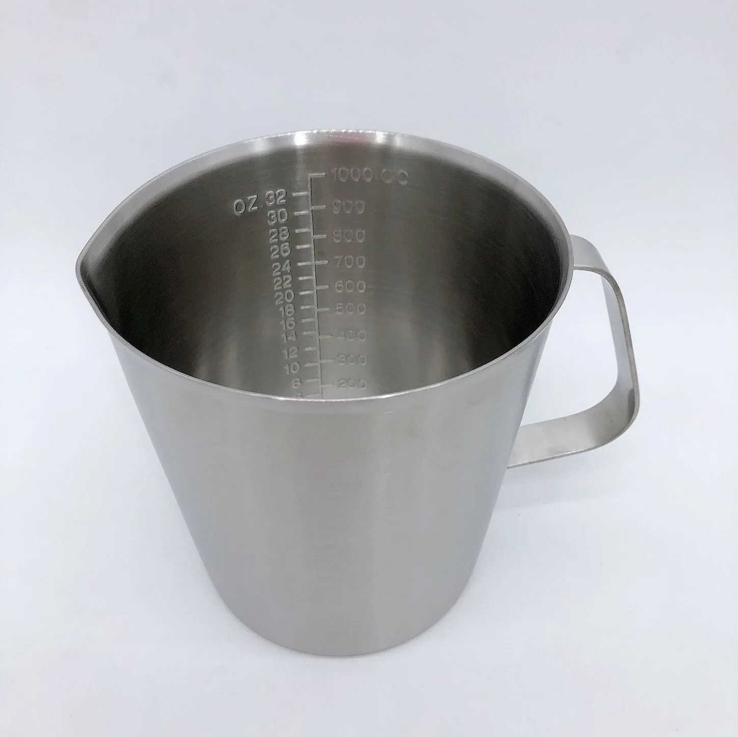 Efficient Candle Making Tools: 1000ml Wax Melting Pitcher, Candle Pouring Pitcher, and Wax Measuring Container