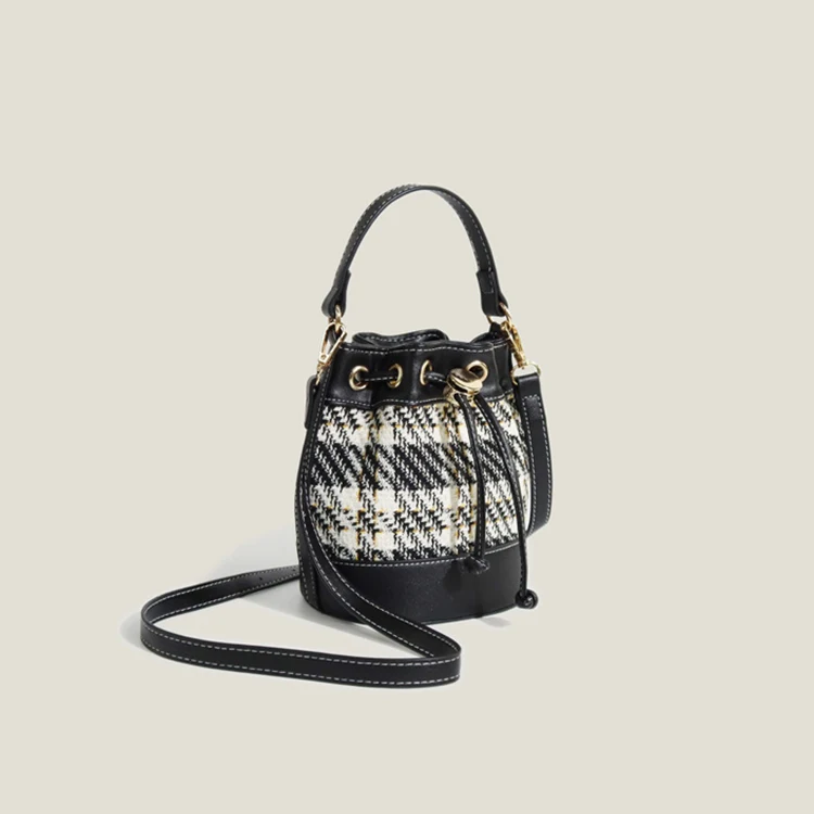 Winter 2021 New Luxury Vintage Check Small Drawstring Bucket Tote Bag Women Mini Canvas Side Bags For Girls Shoulder Lady