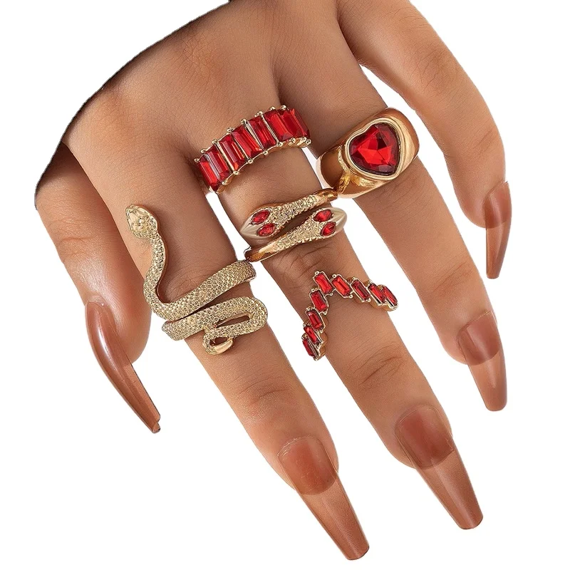 2023 Popular ornaments ring hand ornaments Serpentine love Manual la emerald inlaid with diamond wind five-piece set ring female