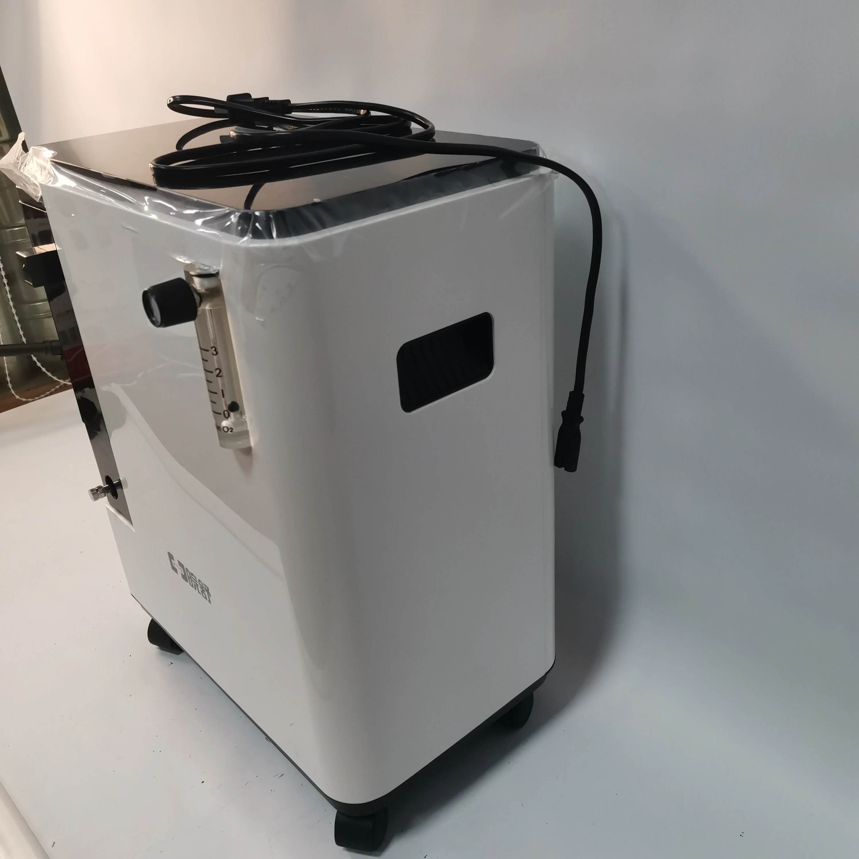 Больничное медицинское оборудование 3 л, концентратор кислорода в помещении для дома и путешествий