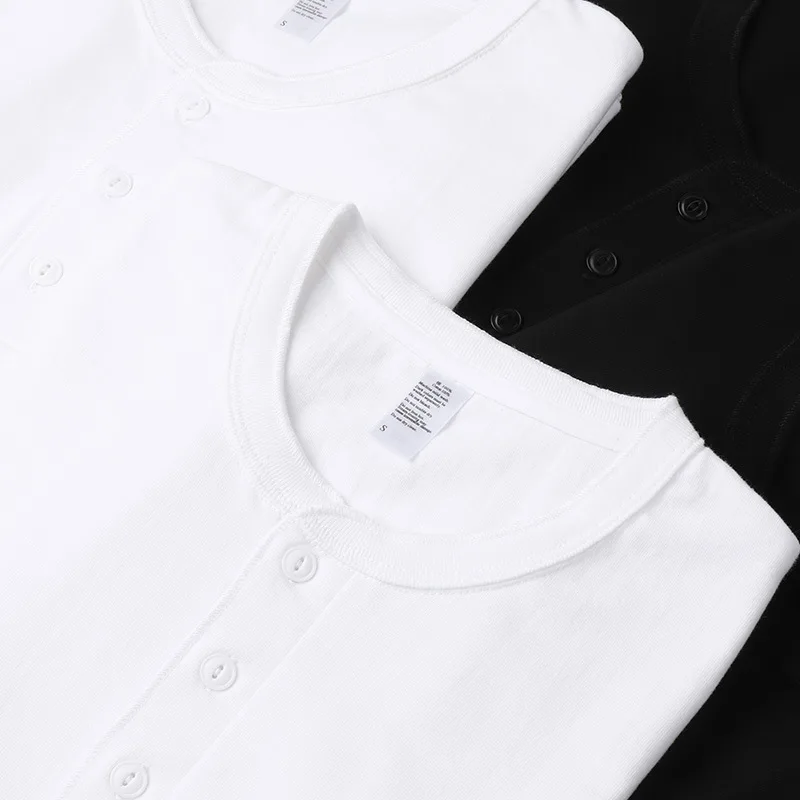 250 GSM White Black Tubular No Side Seam 3 Buttons Placket Henley Neck T Shirt