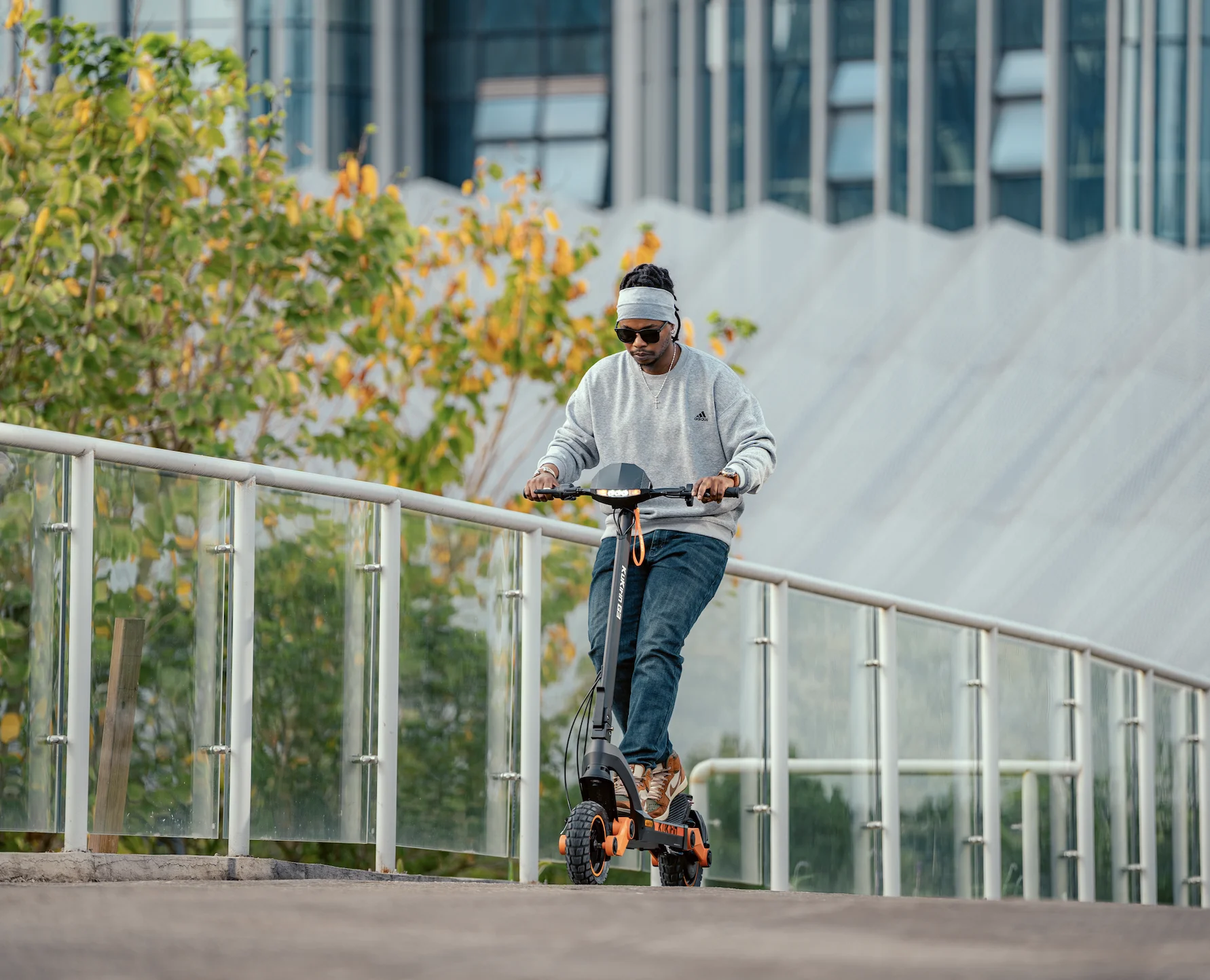 New Design Portable Special Offer Pu Leather A4 File Folder Calculator Maxium Speed 50km/h Kukirin G3 Motorcycle Long Range Elec