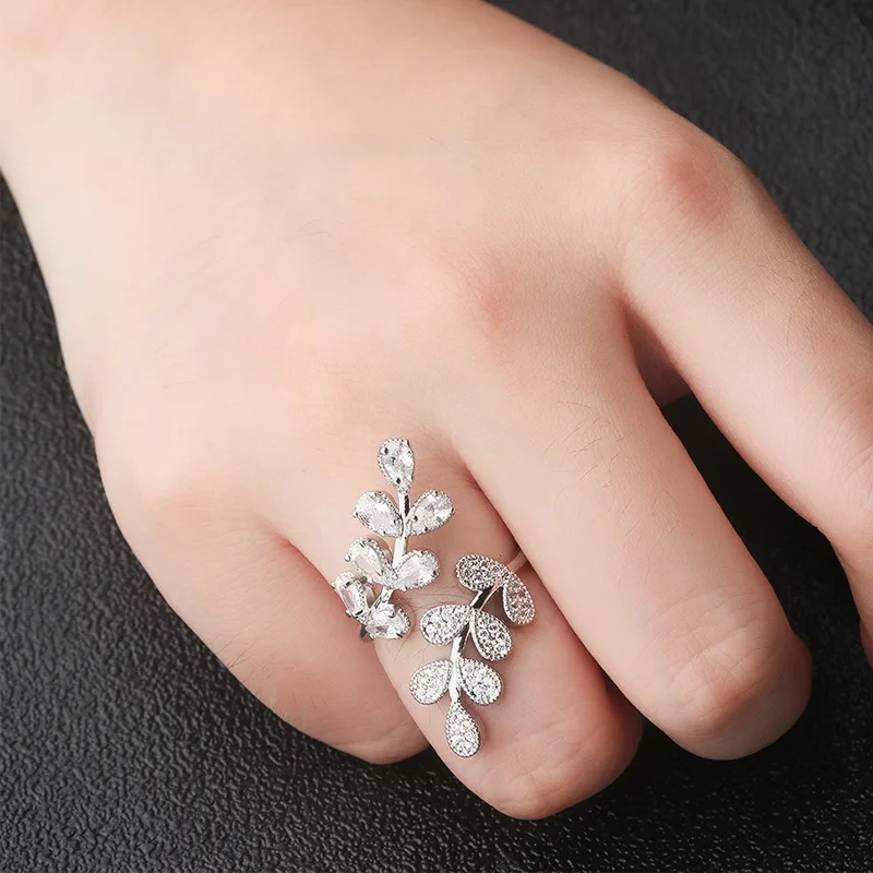  Diamond Vintage Leaves Shape Ring Women Daily Gift Zircon Prong Setting Brass Adjustable Iced Out High Quality Jewelry