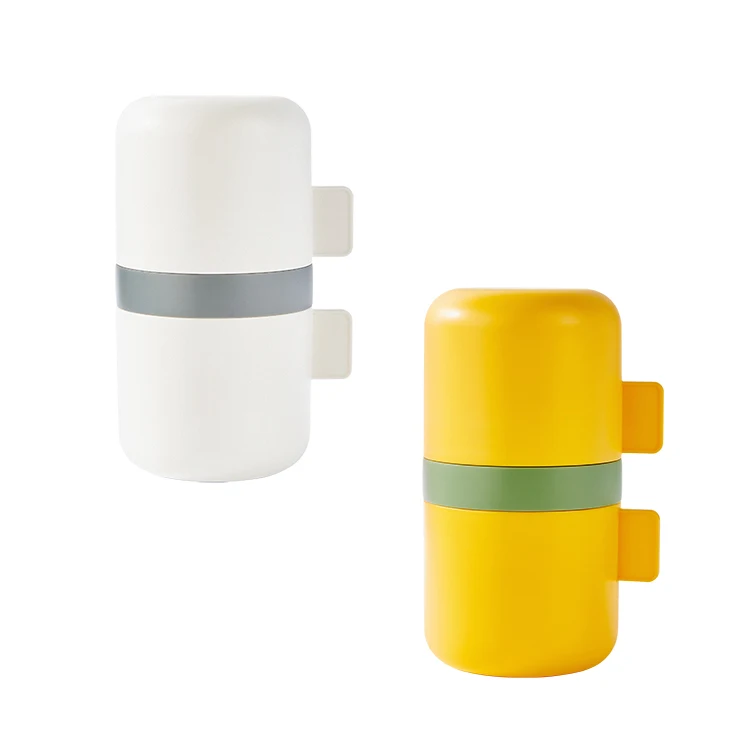 Convenient for traveling of this manual coffee grinder  it can grinding the coffee bean and brewing the coffee