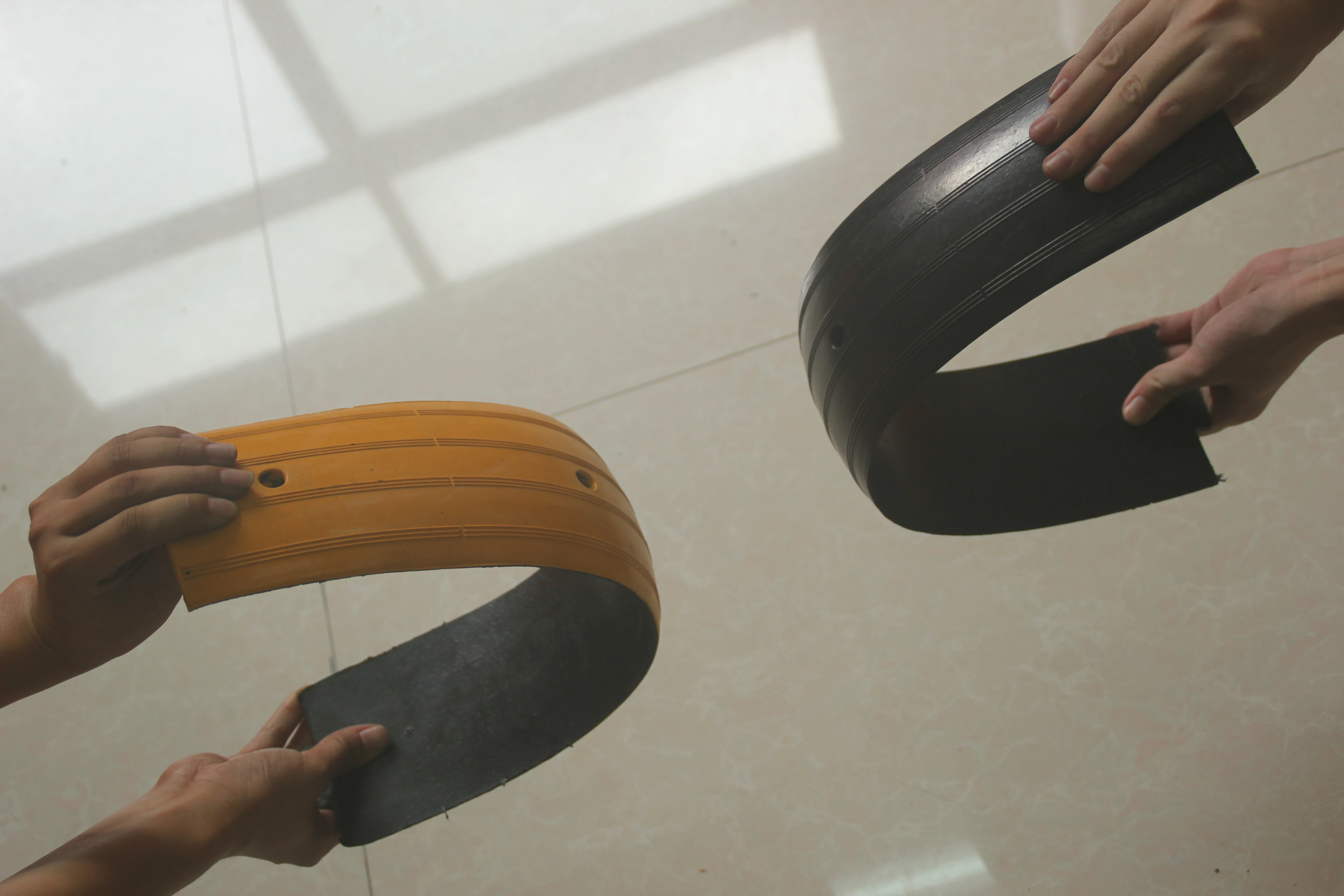 Rubber speed breaker one meter heavy duty Mini speed humps