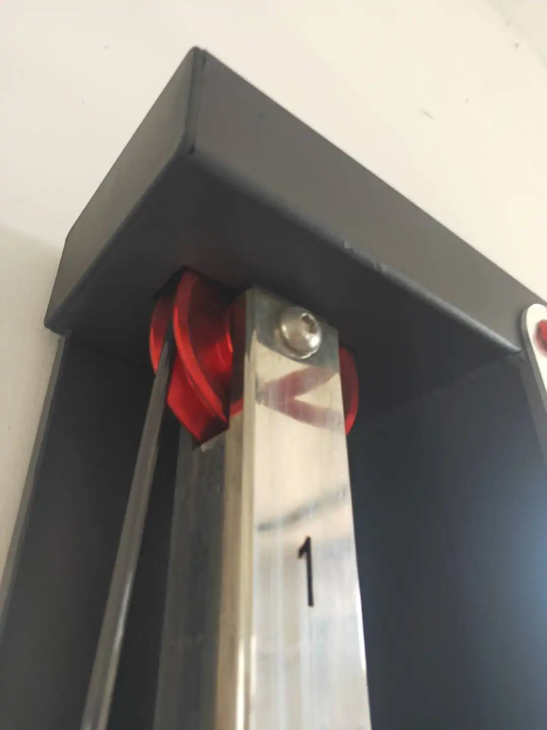 Vivanstar ST6805 Multi-function Commercial Wall-mounted comprehensive training device