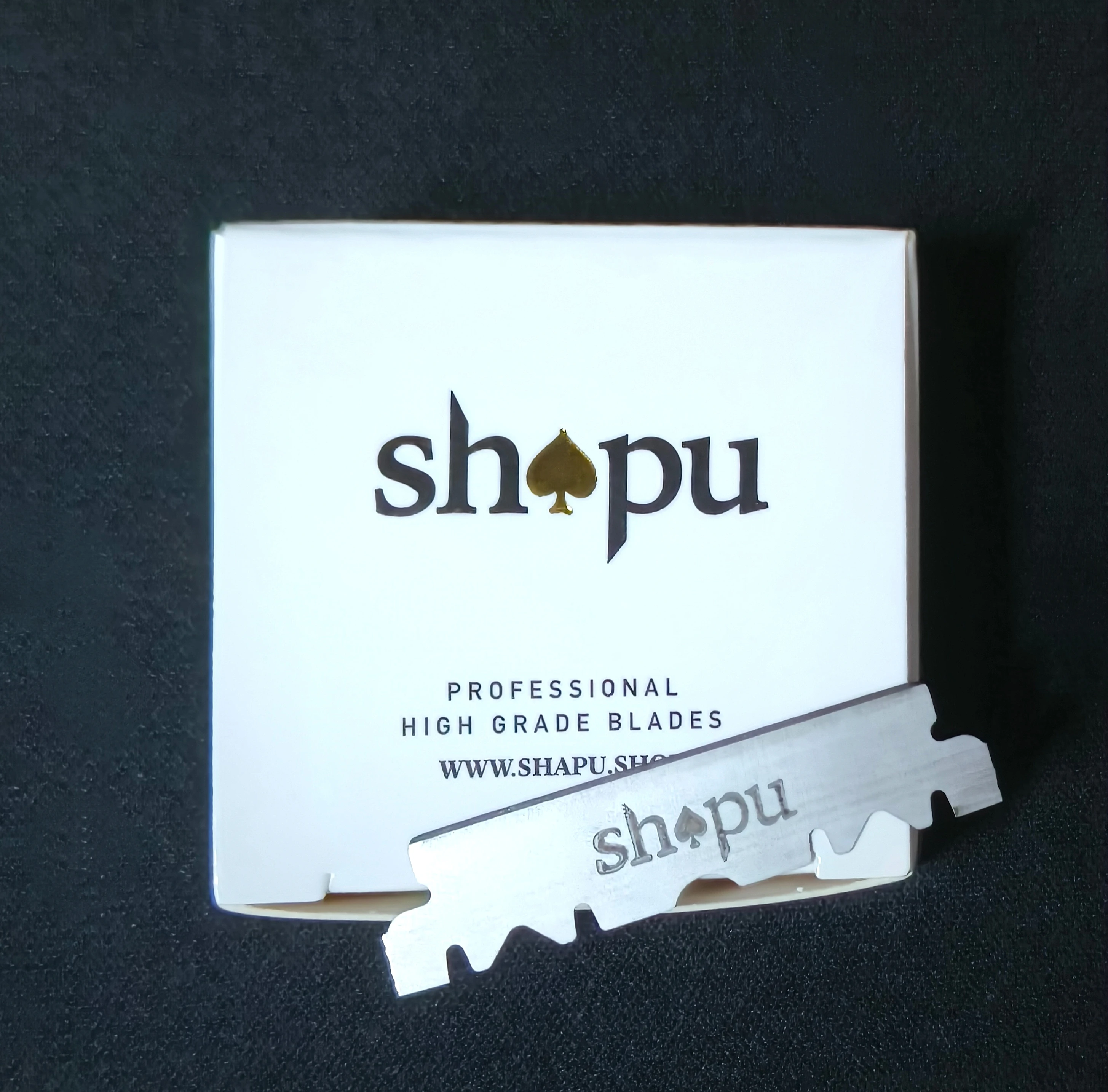 Single sided blades 100 blades per box Sharp and gentle for barber knives