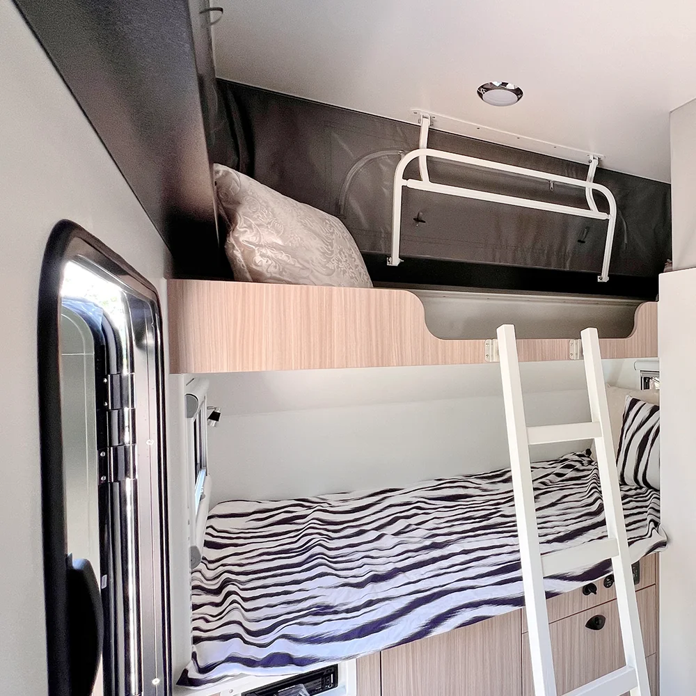 Travel Trailer Sale Rv Camper Slide Outs and Toy Hauler Offroad Caravan Toy Hauler Australia with Aluminum Frame for Sale