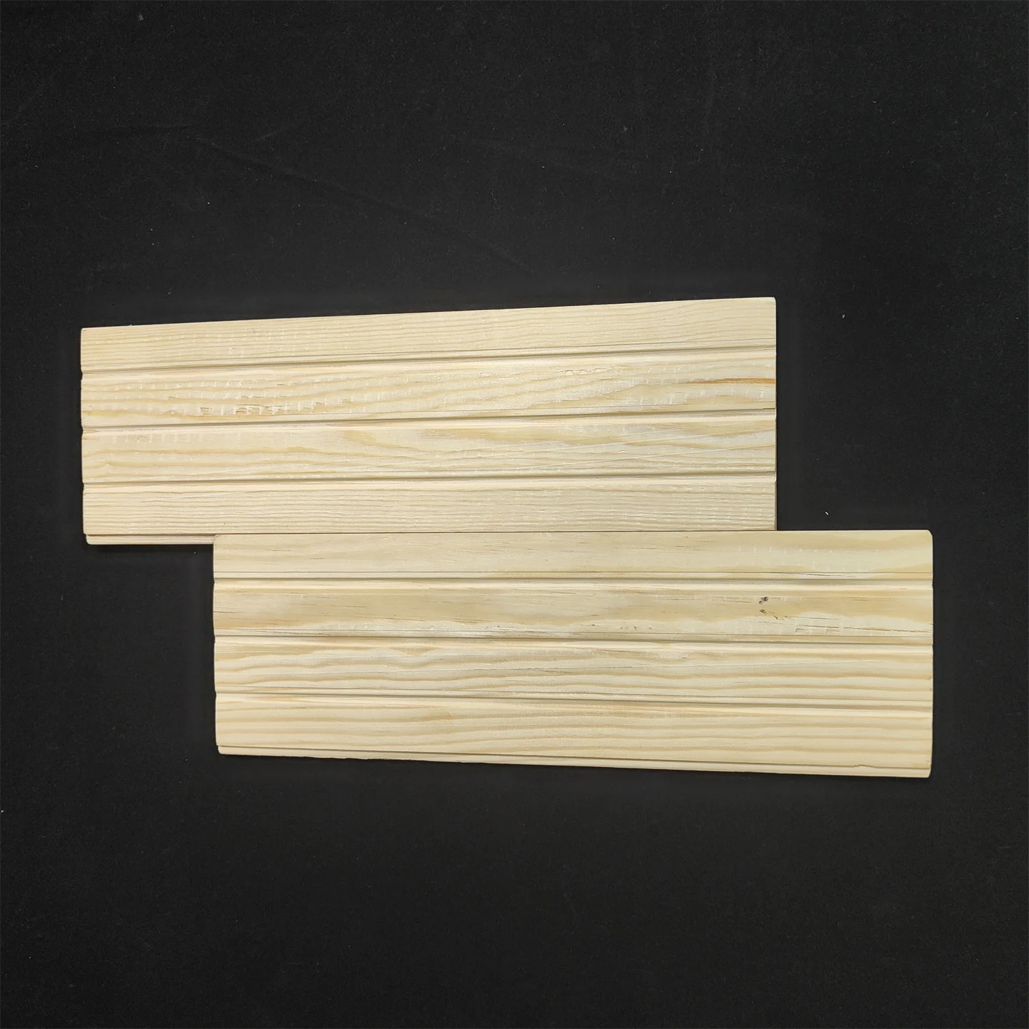 High Quality Spruce Wood Waterproof Solid Wooden Wall Panels Pine Wood