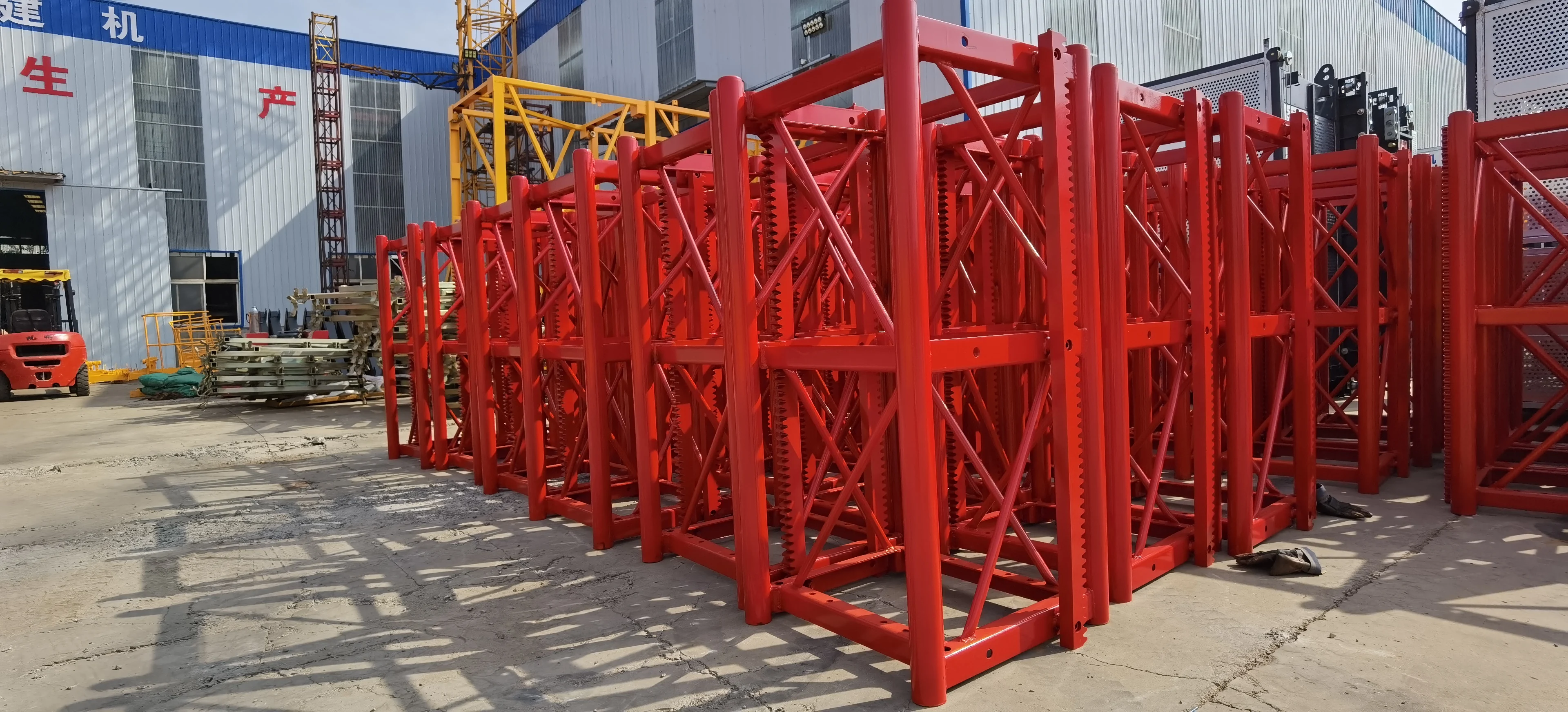 Fine craft to build the tower crane weight of 8 tons of preferential price for sale